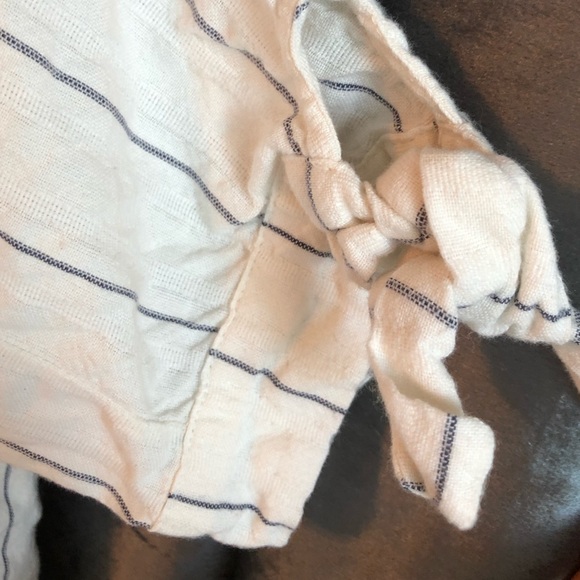 Madewell Pinstripe POCKETS! - Picture 7 of 8